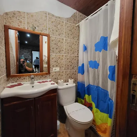 Casa Sara 2 * 伊科德·德·洛斯·维诺斯